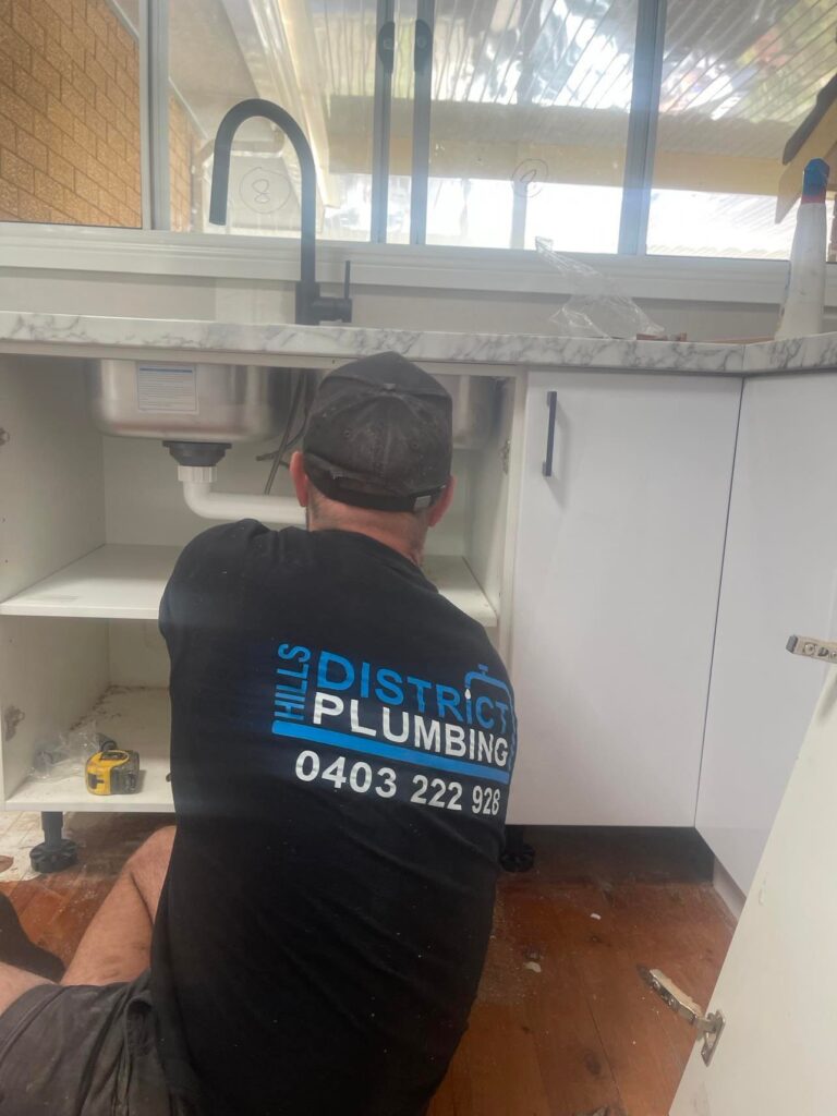 Hills District Plumbing - repairing a leaking pipe